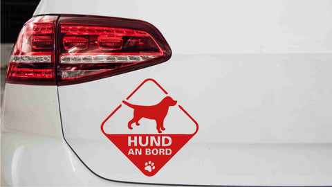 aufkleber-hund-an-board-rot